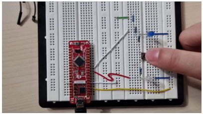使用引腳復(fù)用減少8位單片機(jī)的引腳使用 使用引腳復(fù)用減少8位單片機(jī)的引腳使用